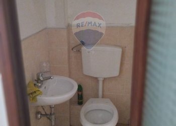 Bagno - Locale Commerciale via Dossuna
 
173, Palermo - foto 9