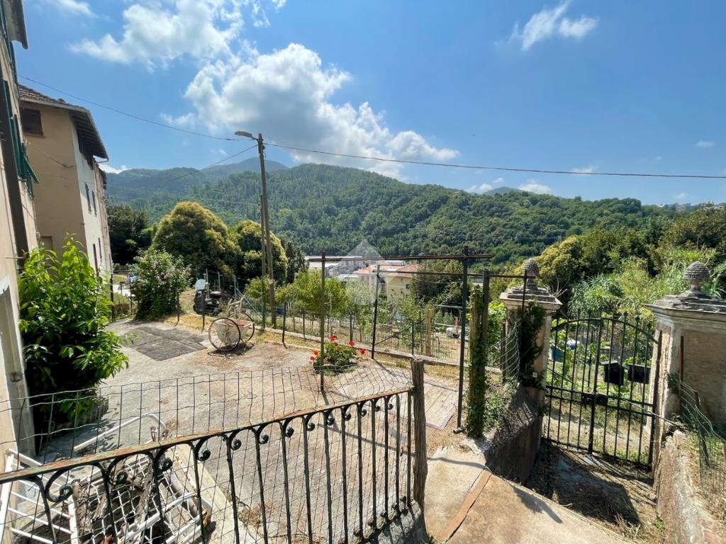 Quadrilocale Via Bruno Buozzi, Sant'Olcese - foto 1