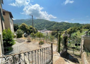 Quadrilocale Via Bruno Buozzi, Sant'Olcese - foto 1