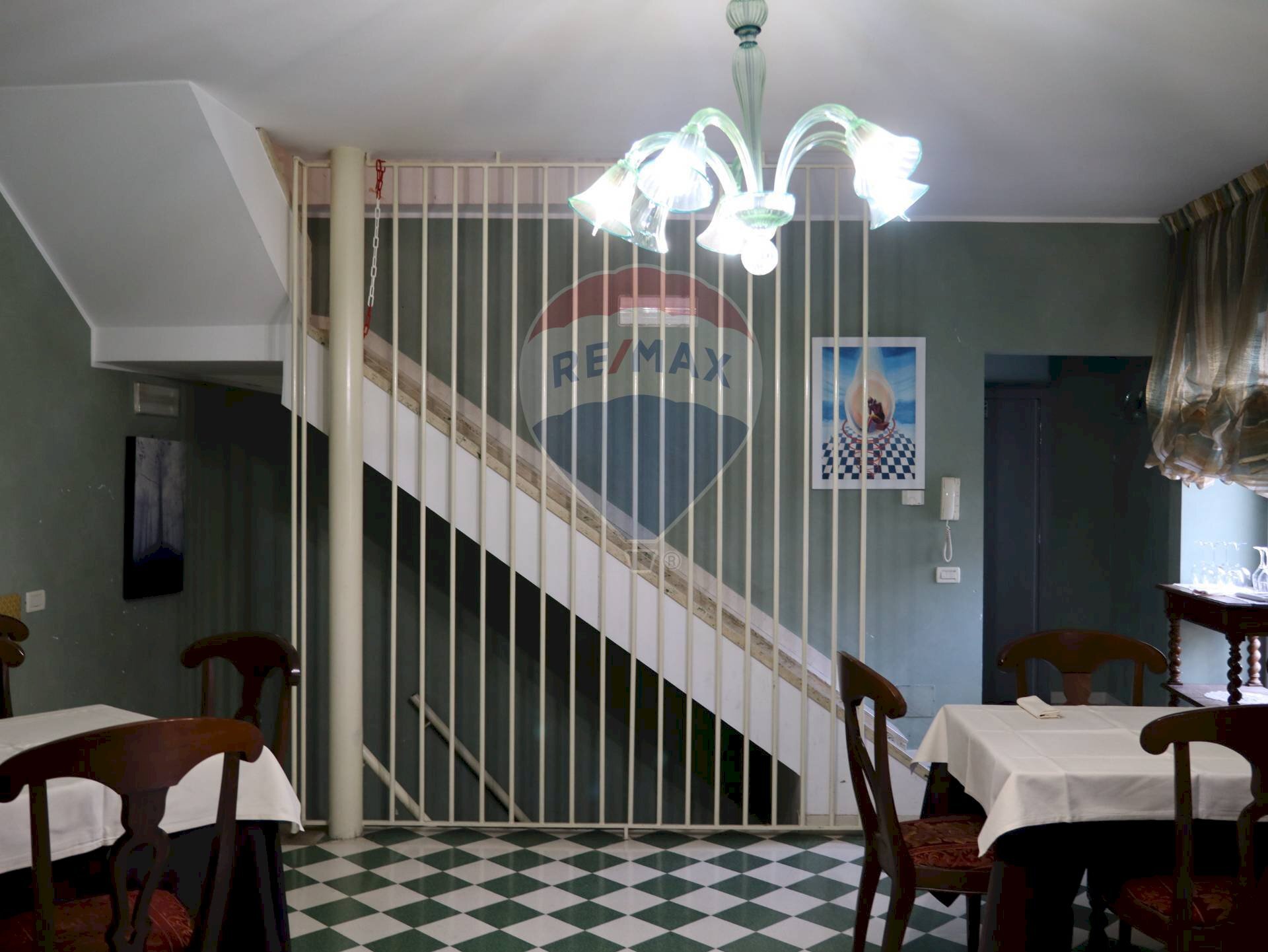 Sala da pranzo - Stabile - Palazzo via Sant'Antonio Abate
 
16, Campobasso - foto 2