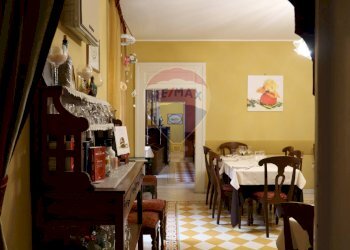 Sala da pranzo - Stabile - Palazzo via Sant'Antonio Abate
 
16, Campobasso - foto 13