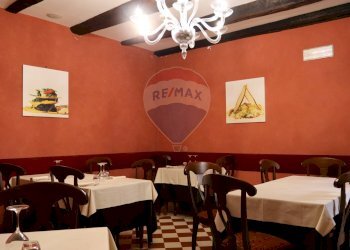 Sala da pranzo - Stabile - Palazzo via Sant'Antonio Abate
 
16, Campobasso - foto 19