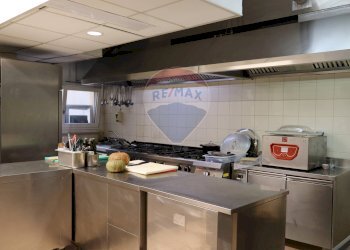 Cucina - Stabile - Palazzo via Sant'Antonio Abate
 
16, Campobasso - foto 22