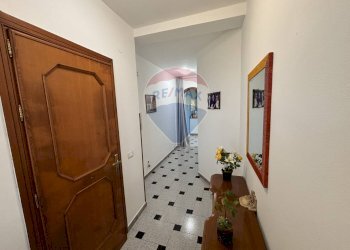 Hall / corridoio - Bilocale via Dolomiti
 
16, Carini - foto 12