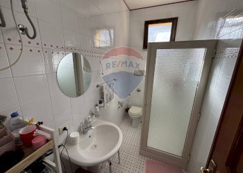 Bagno - Bilocale via Dolomiti
 
16, Carini - foto 23