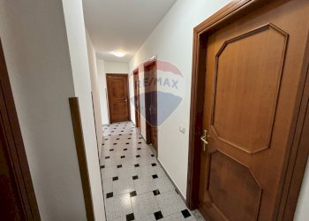 Hall / corridoio - Bilocale via Dolomiti
 
16, Carini - foto 25