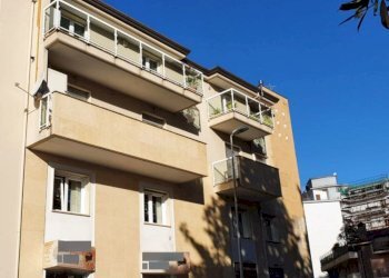 vista - Commercial Premises Tagliamento
 
299, Avellino - photo 3