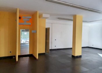 camera - Commercial Premises Tagliamento
 
299, Avellino - photo 11