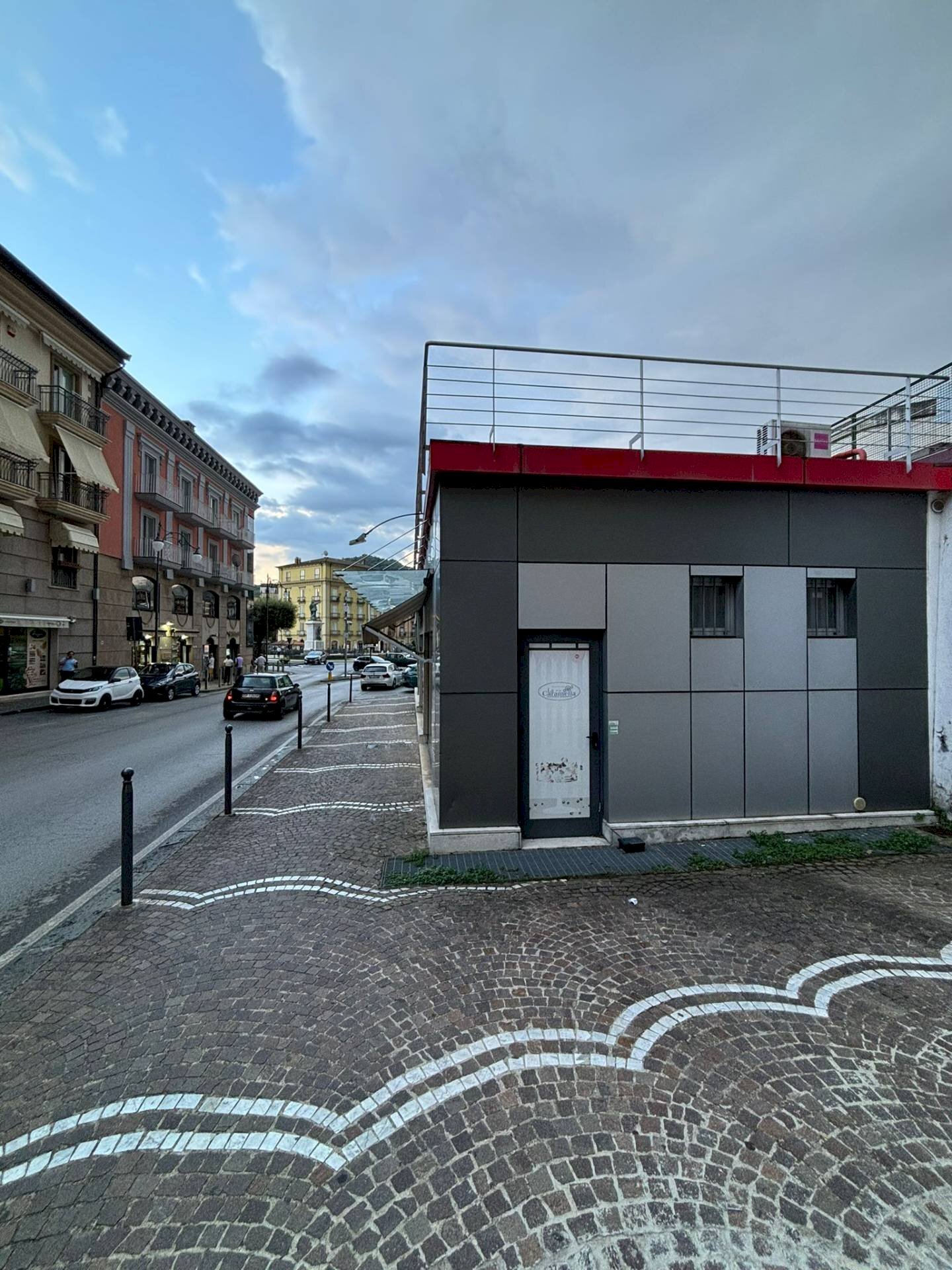 Foto 2 - Locale Commerciale via manfredi, Atripalda - foto 2