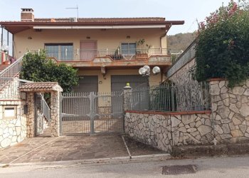 Foto 1 - Villa via Aia
 
10, Contrada - foto 1