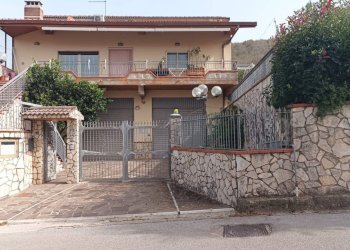 Foto 4 - Villa via Aia
 
10, Contrada - foto 4
