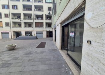 Foto 1 - Locale Commerciale piazza del popolo, Avellino - foto 1