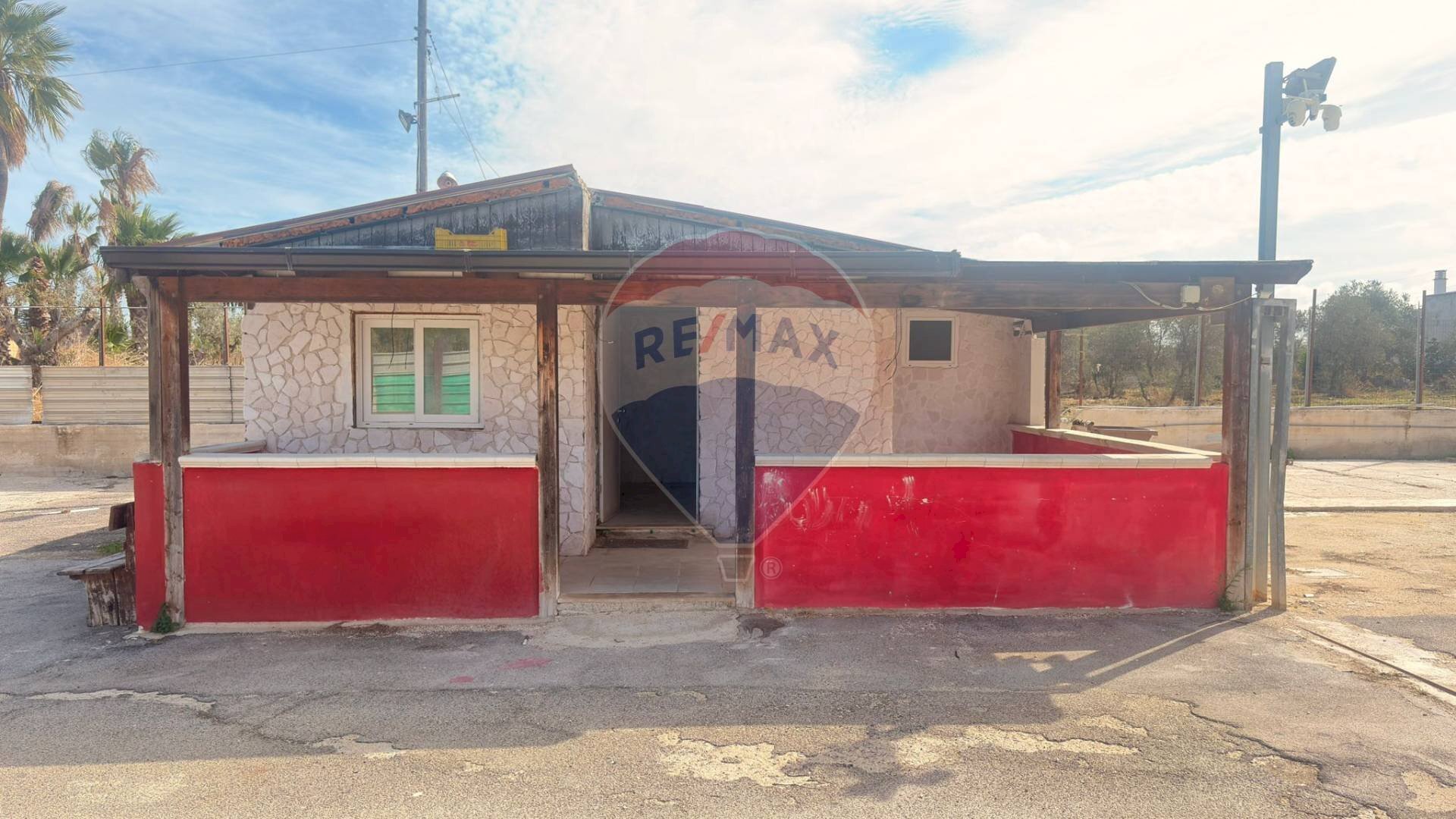Casa all\'aperto - Capannone Complanare Ovest San Giorgio, Bari - foto 1