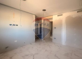 Stanza vuota - Capannone Complanare Ovest San Giorgio, Bari - foto 10