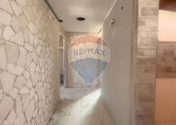 Hall / corridoio - Capannone Complanare Ovest San Giorgio, Bari - foto 11