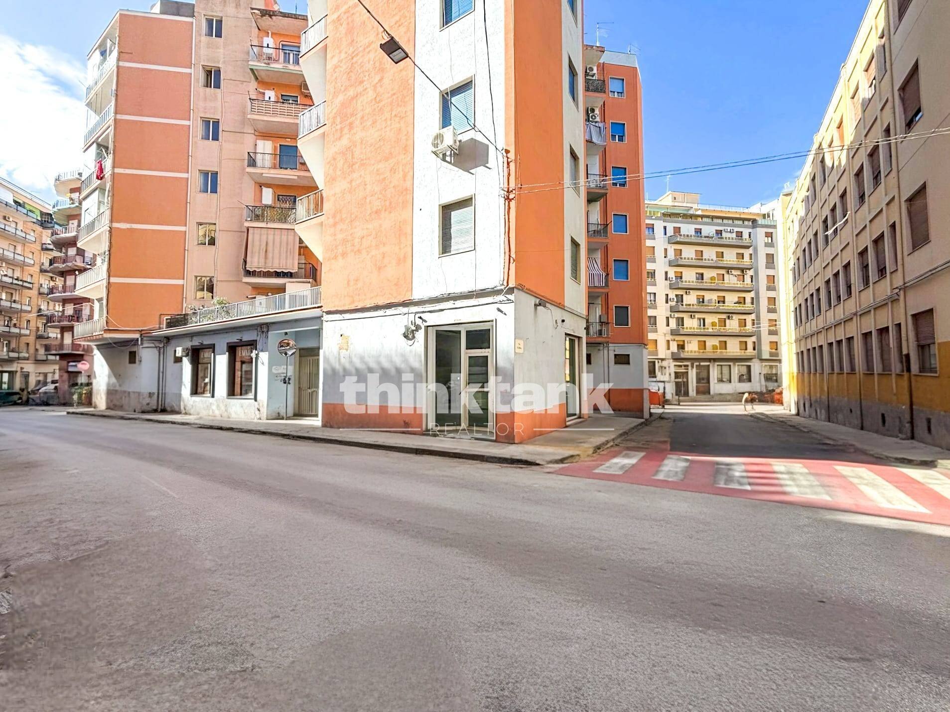 Foto 1 - Commercial Activity Piazza della Repubblica, Siracusa - photo 1