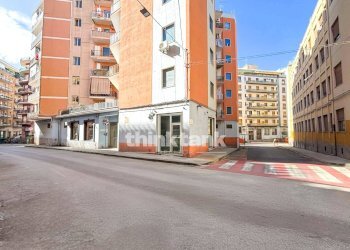 Foto 1 - Commercial Activity Piazza della Repubblica, Siracusa - photo 1