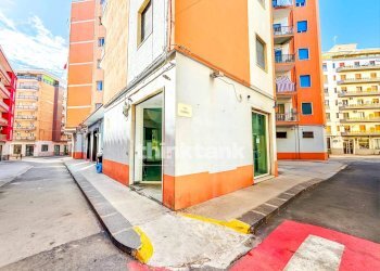 Foto 2 - Commercial Activity Piazza della Repubblica, Siracusa - photo 2