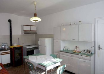 Cucina - Rustico via Giacomo Bove, Maranzana - foto 7
