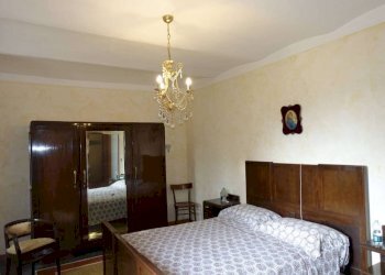 Camera da letto - Rustico via Giacomo Bove, Maranzana - foto 15