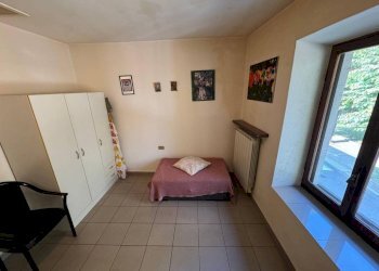 Camera da letto - Bilocale via 20 Settembre, 18, Arsago Seprio - foto 14
