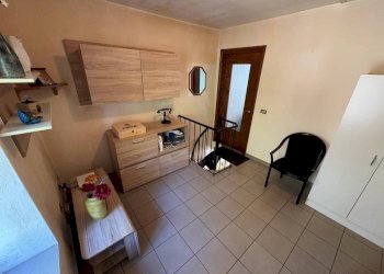 Camera da letto - Bilocale via 20 Settembre, 18, Arsago Seprio - foto 15