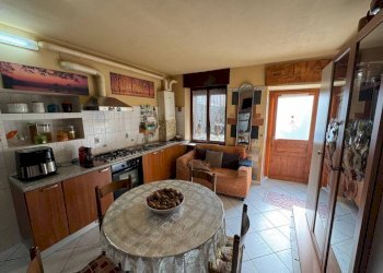 Cucina - Bilocale via 20 Settembre, 18, Arsago Seprio - foto 33