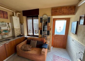 Salone - Bilocale via 20 Settembre, 18, Arsago Seprio - foto 11