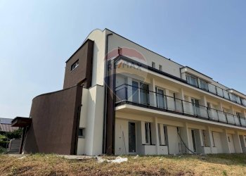 Edificio all\'aperto - Trilocale Luigi Nono
 
1, Cornate d'Adda - foto 2