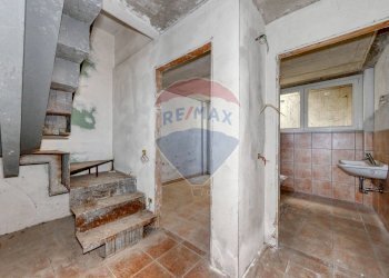 Scale - Trilocale Luigi Nono
 
1, Cornate d'Adda - foto 17