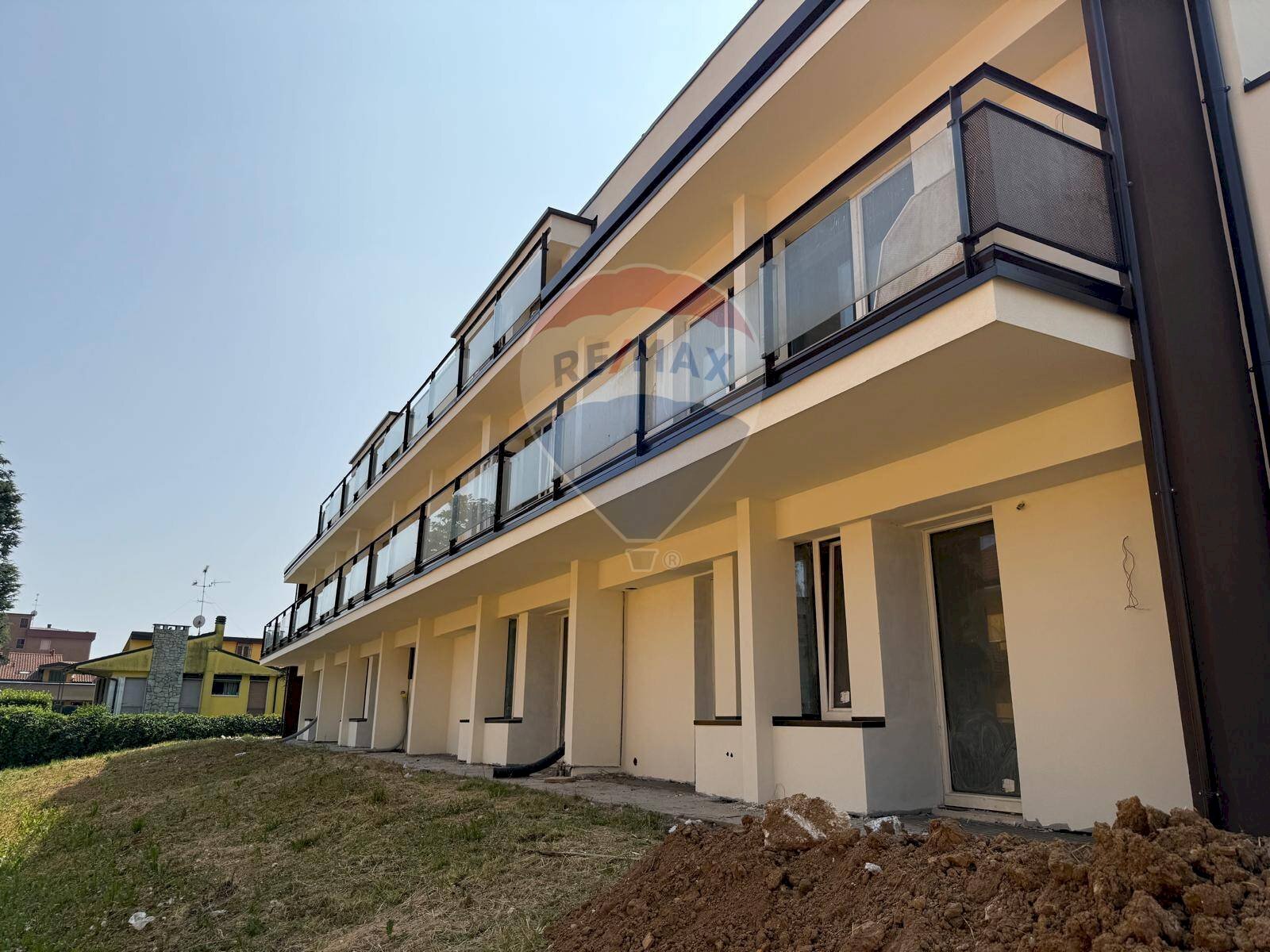 Edificio all\'aperto - Three-room apartment Luigi Nono
 
1, Cornate d'Adda - photo 2