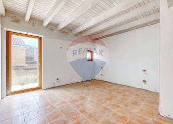 Stanza vuota - Trilocale Luigi Nono
 
1, Cornate d'Adda - foto 16