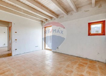 Stanza vuota - Trilocale Luigi Nono
 
1, Cornate d'Adda - foto 20