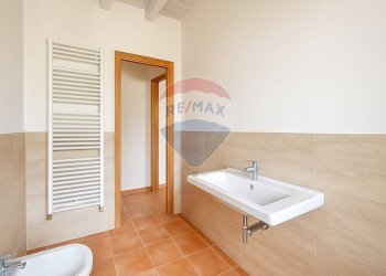 Bagno - Trilocale Luigi Nono
 
1, Cornate d'Adda - foto 24