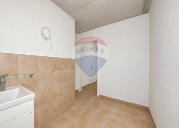 Stanza vuota - Trilocale Luigi Nono
 
1, Cornate d'Adda - foto 30