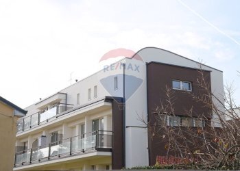 Edificio all\'aperto - Trilocale Luigi Nono
 
1, Cornate d'Adda - foto 6