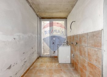 Stanza vuota - Trilocale Luigi Nono
 
1, Cornate d'Adda - foto 24