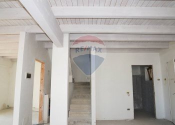 Stanza vuota - Quadrilocale Luigi Nono
 
1, Cornate d'Adda - foto 4