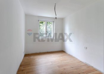 Stanza vuota - Trilocale Capriate San Gervasio - foto 4