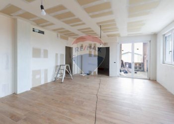 Stanza vuota - Quadrilocale Capriate San Gervasio - foto 3