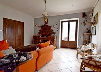 Salone - Rustico via Tetti Casotto, 15, San Michele Mondovì - foto 11