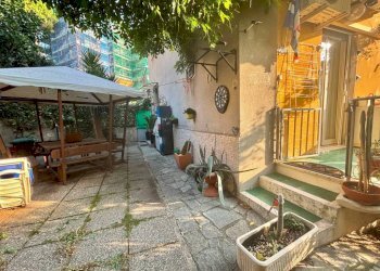 Giardino - Trilocale via Laviosa, Genova (zona Pegli) - foto 2