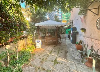 Giardino - Trilocale via Laviosa, Genova (zona Pegli) - foto 12