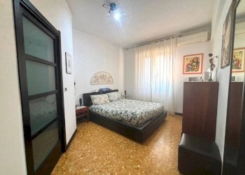 Camera da letto - Trilocale via Laviosa, Genova (zona Pegli) - foto 15