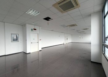 Interno non residenziale - Ufficio via Persicetana Vecchia, Bologna (zona Borgo Panigale) - foto 2