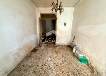 Foto 4 - Trilocale via sant'antonino vecchio
 
7-9, Carini - foto 4