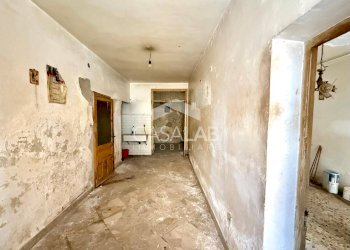 Foto 5 - Trilocale via sant'antonino vecchio
 
7-9, Carini - foto 5