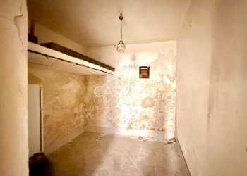 Foto 7 - Trilocale via sant'antonino vecchio
 
7-9, Carini - foto 7