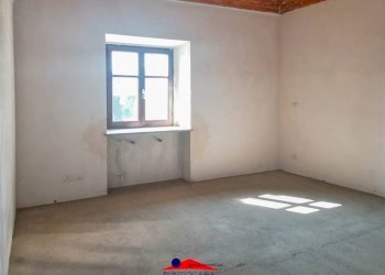 Camera da letto - Bilocale via Roma, 67, Villafalletto - foto 10