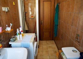 Bagno - Bilocale via Generale Manfredo Fanti, 3, Genova (zona Sampierdarena) - foto 11